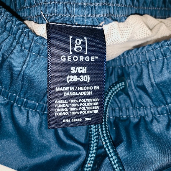 Men’s size small ( 28-30 ) Swimming Trunks - Picture 3 of 7